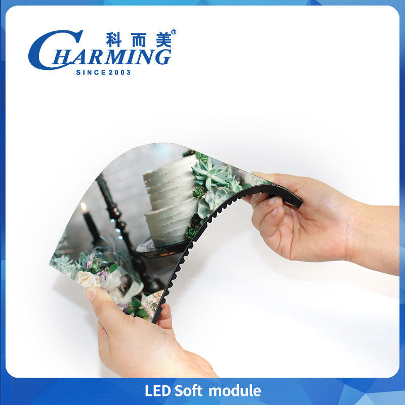 True Color Indoor P3 P4 Soft Module Curved Flexible Led Display Screen Voor gebruik in cilindrische kolommen